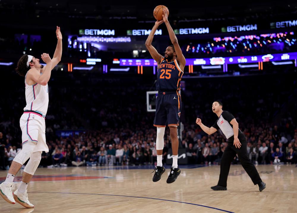 吴艳妮在多 吴艳妮在多