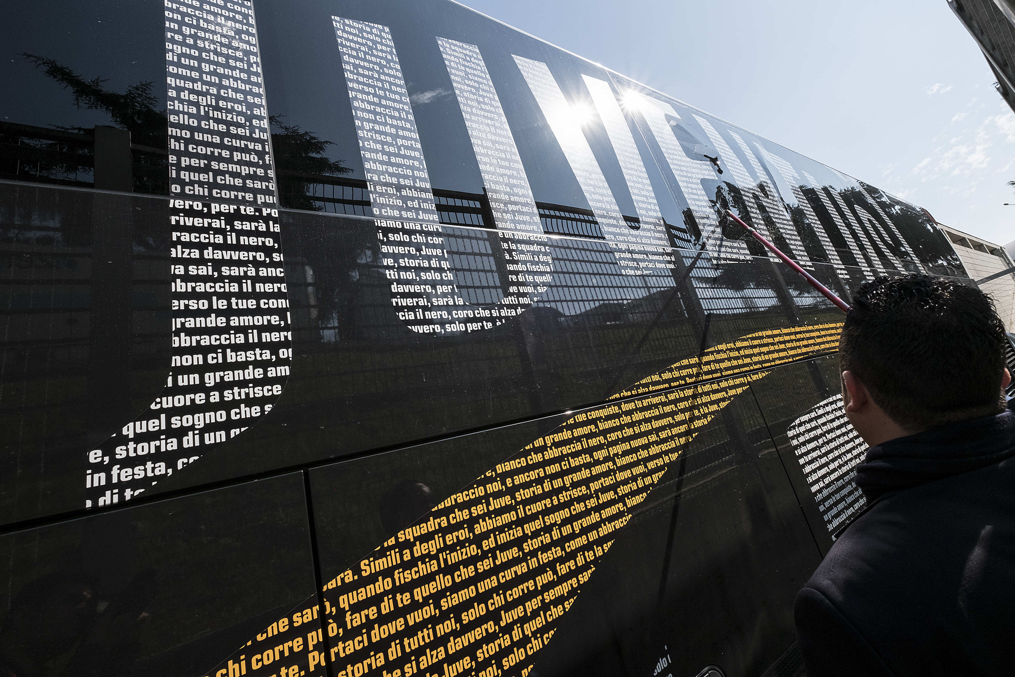 了无数赞誉 了无数赞誉