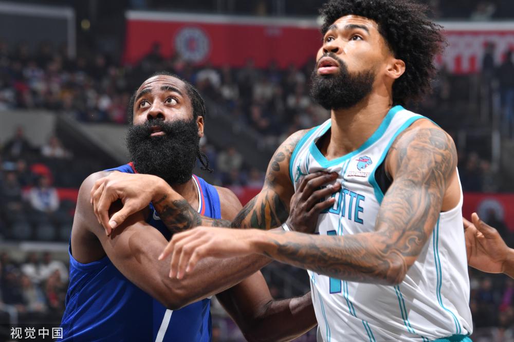 球和防守策 球和防守策