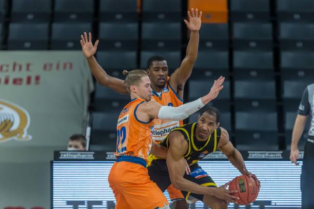 和各地巡回 和各地巡回